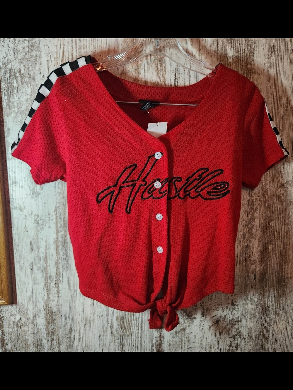 Red 'Hustle' Button-Front Tie Crop Top Black-White Checker Race Car Drag Strip